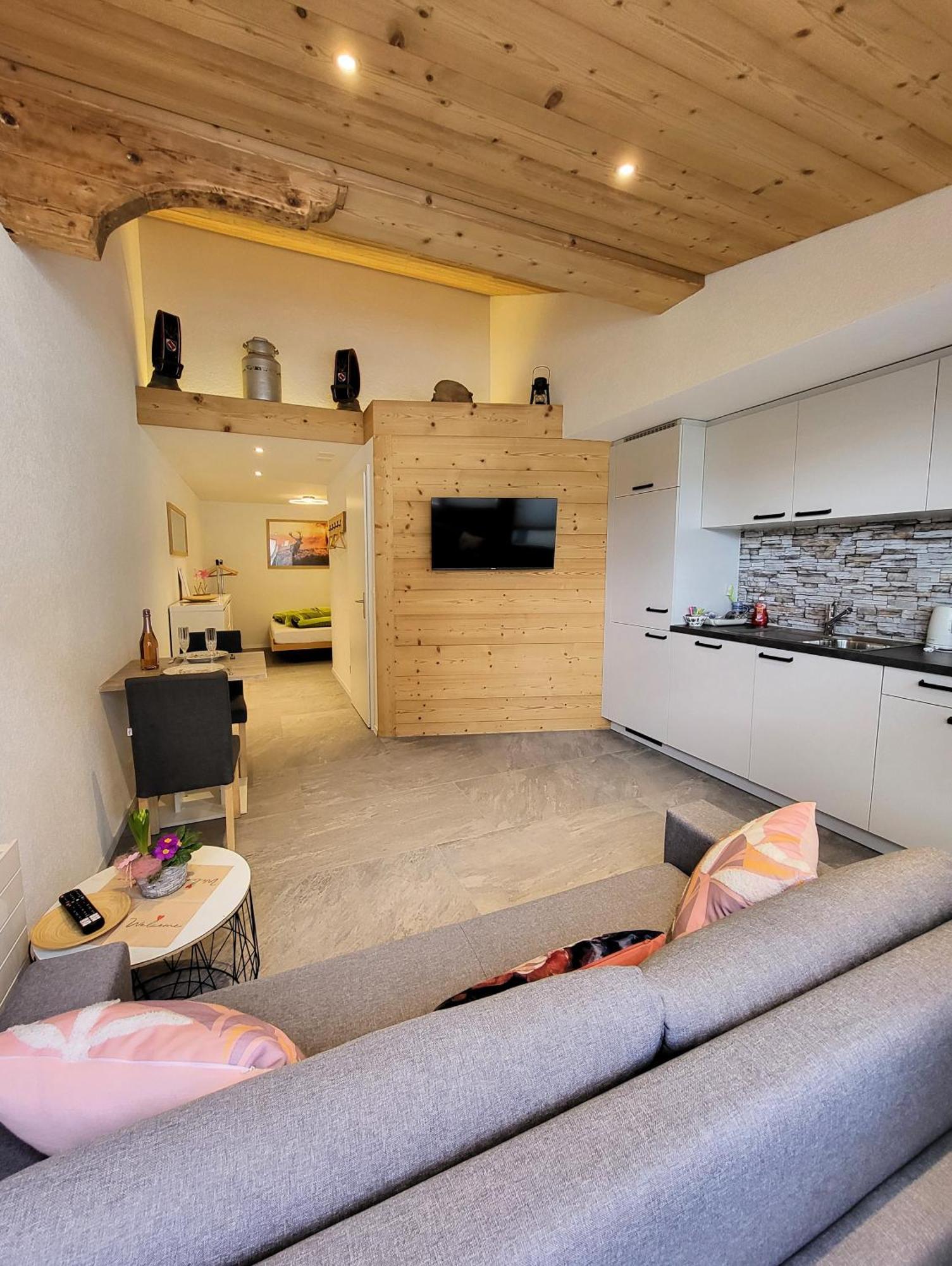 Chalet Lilo New Studio Beatenberg Exteriör bild